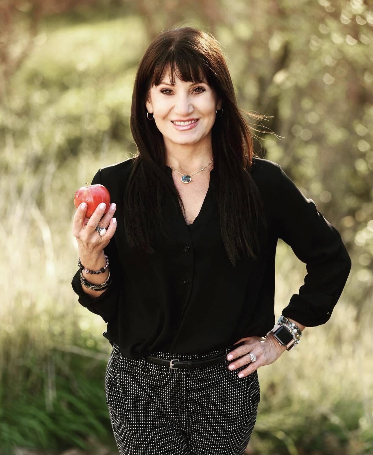 Pamela Connor, Clinical Nutritionist and Functional Medicine Practitioner at Connor Wellness Clinic
